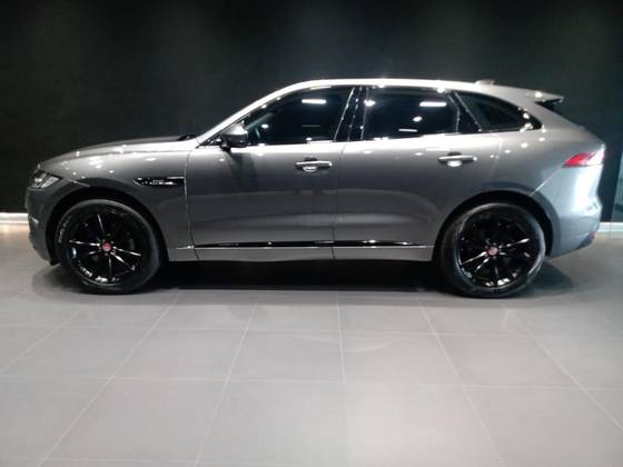 JAGUAR F-PACE 3.0 V6 SUPERCHARGED R-SPORT AWD 4P AUTOMÁTICO JAGUAR F-PACE 3.0 V6 SUPERCHARGED R-SPORT AWD 4P AUTOMÁTICO